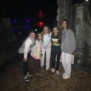 Meet your Posher, Emily